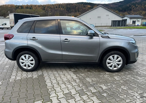 Suzuki Vitara cena 93900 przebieg: 19000, rok produkcji 2022 z Nisko małe 232